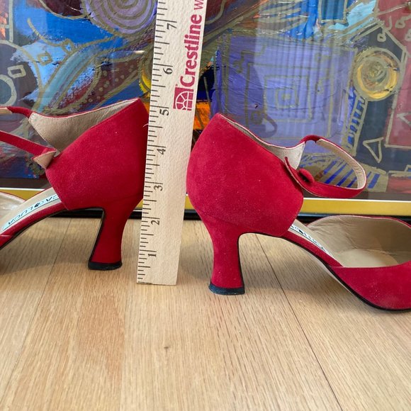 Luca Luca Classic Red Suede Mary Jane Spool Heel Pumps EU38.5 Button Strap Italy - Picture 13 of 16